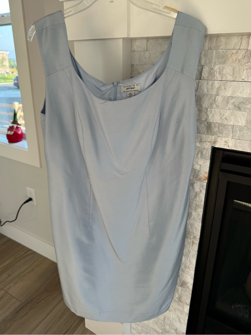 Beautiful Lord and Taylor 100% silk Light Blue Sleeveless Sheath Dress.